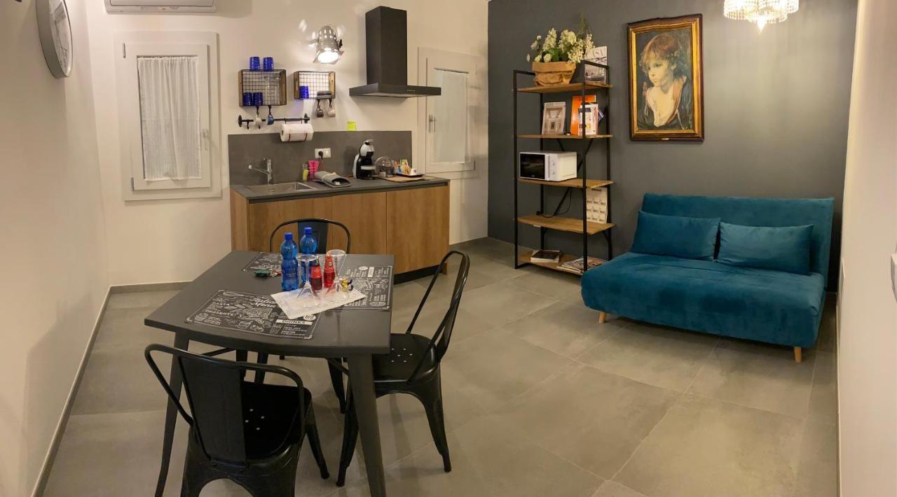 Appartamento Centro Storico Industrial 키오자 외부 사진